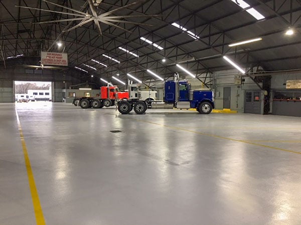 Peterbilt of McComb service department
